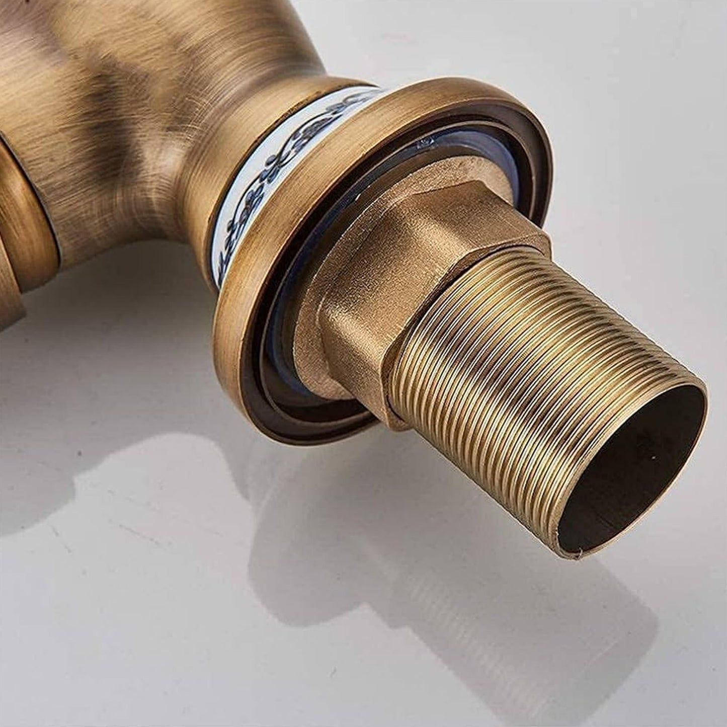 Robinet De VASQUE Modéle Classique