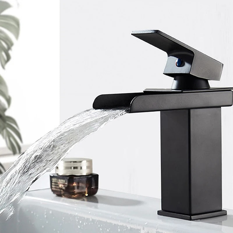 Robinet de Lavabo carré